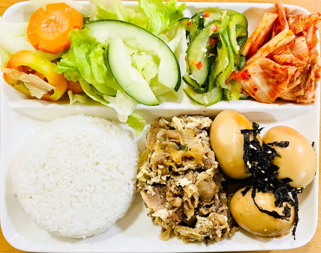 Bữa ăn trường FELLA