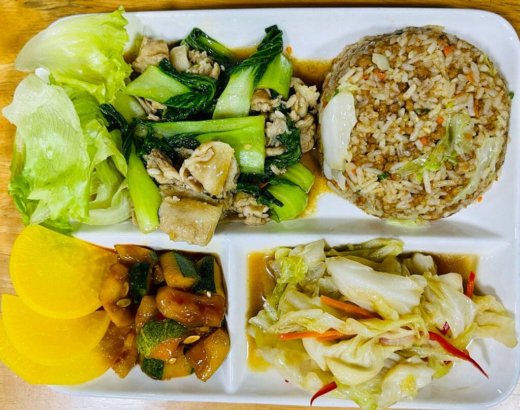 Bữa ăn trường FELLA