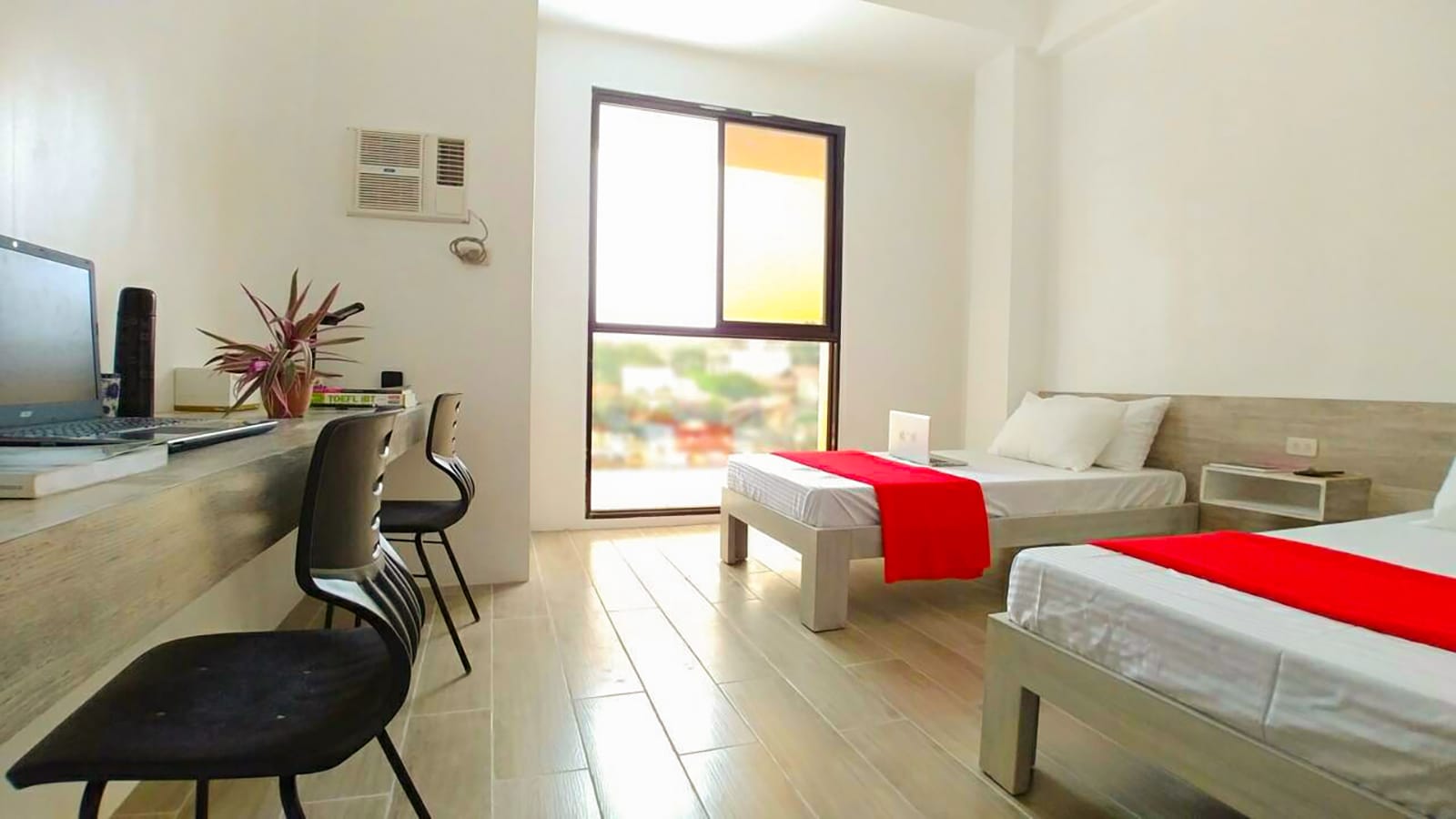 Trường Anh ngữ EV