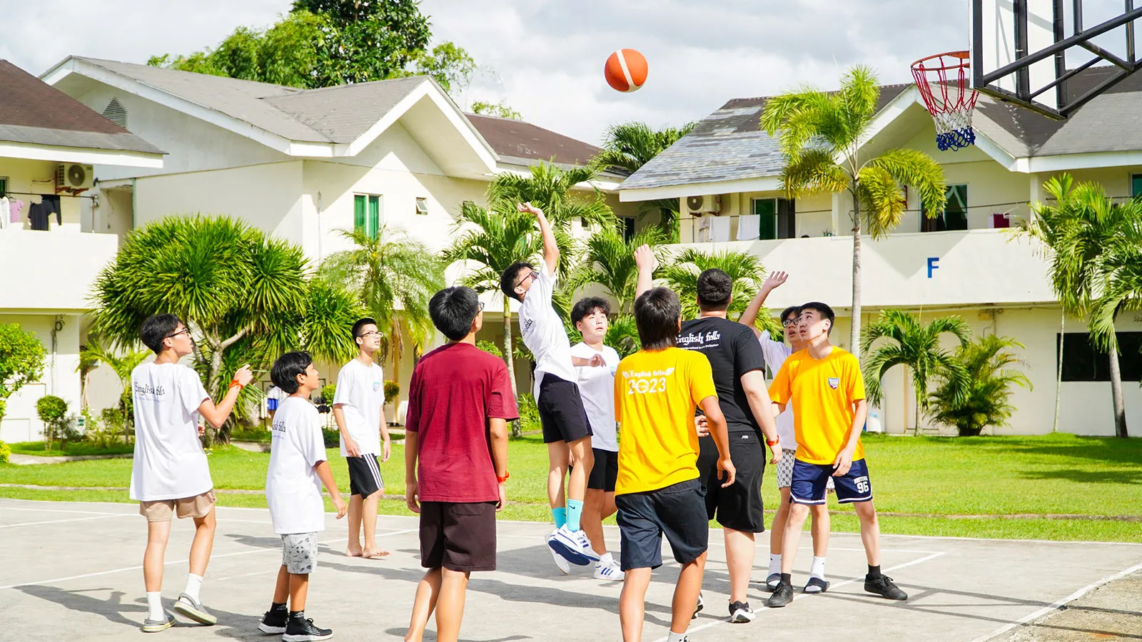 Hoạt động thể thao trường Anh ngữ FELLA 2