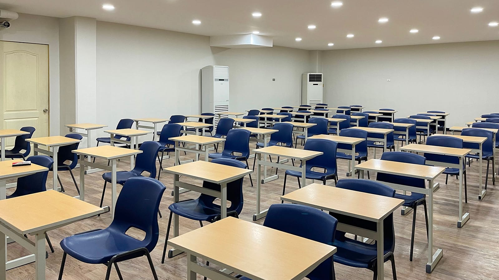 Trường Anh ngữ HELP
