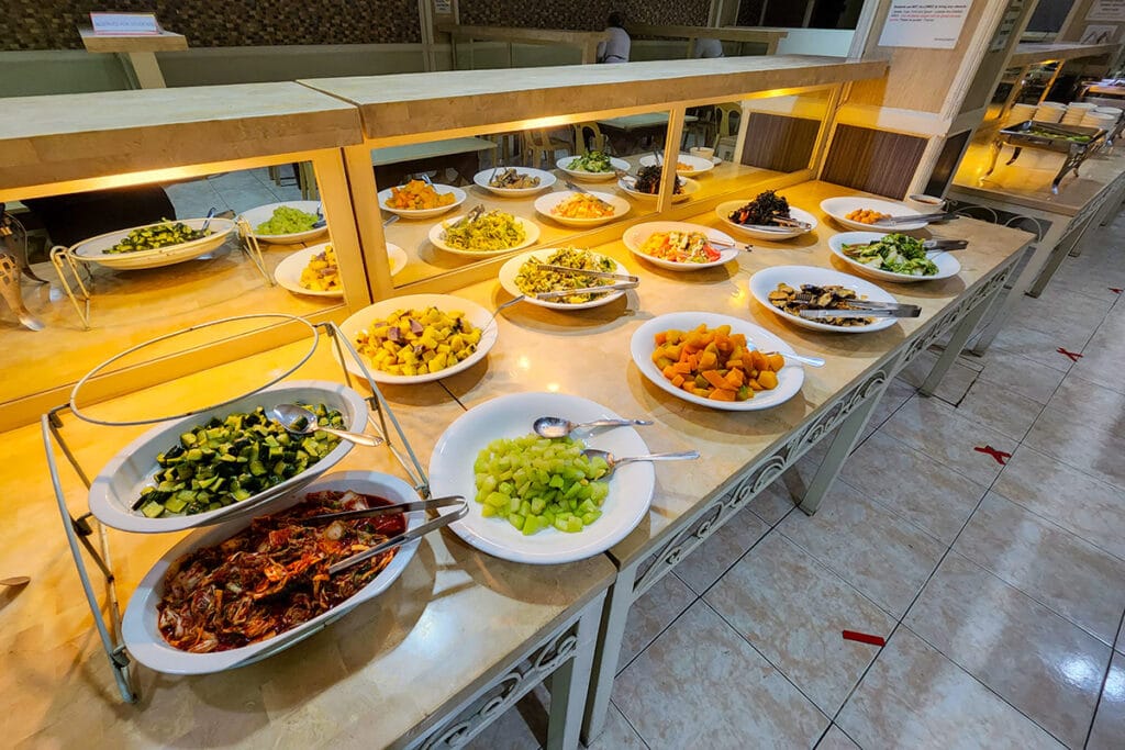 Bữa ăn trường Anh ngữ CPILS