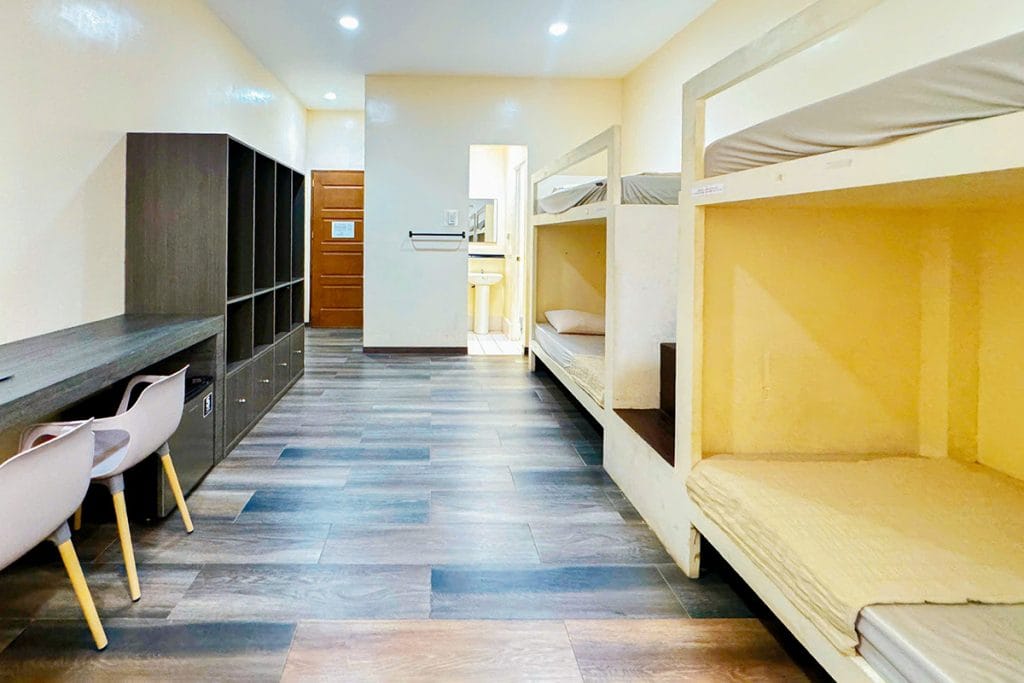 Ký Túc Xá Phòng 4 Trường Anh Ngữ Ibreeze