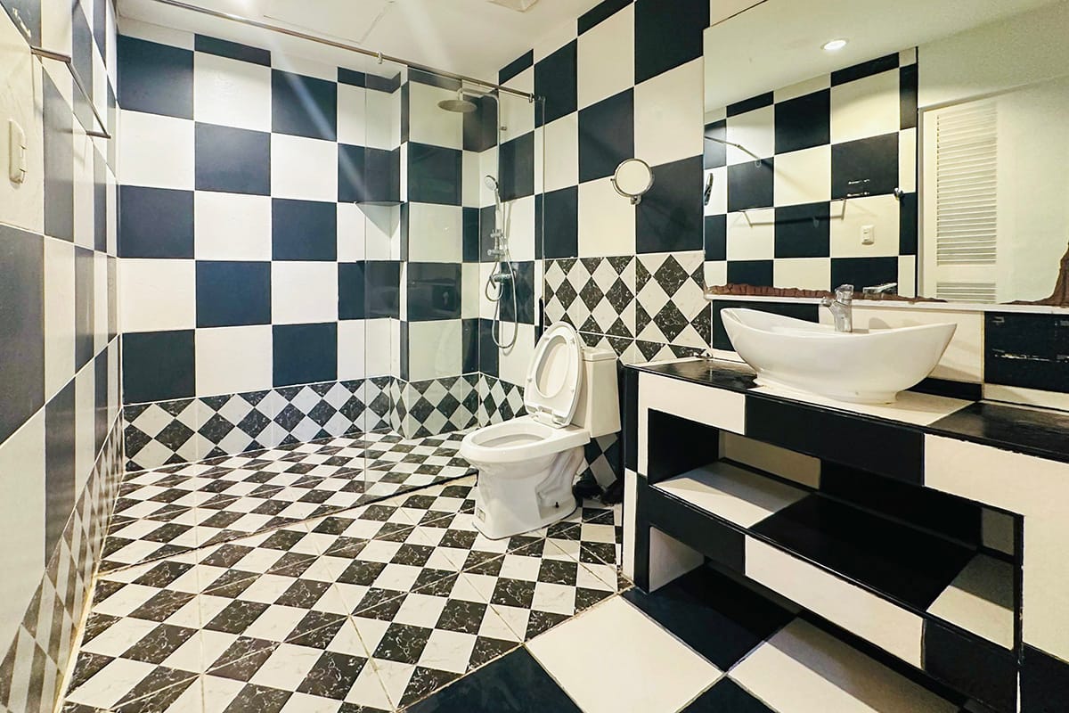 Toilet Ký Túc Xá Trường Cella (Premium Campus)