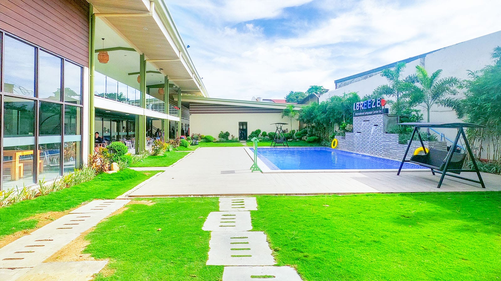 Trường Anh ngữ IBreeze