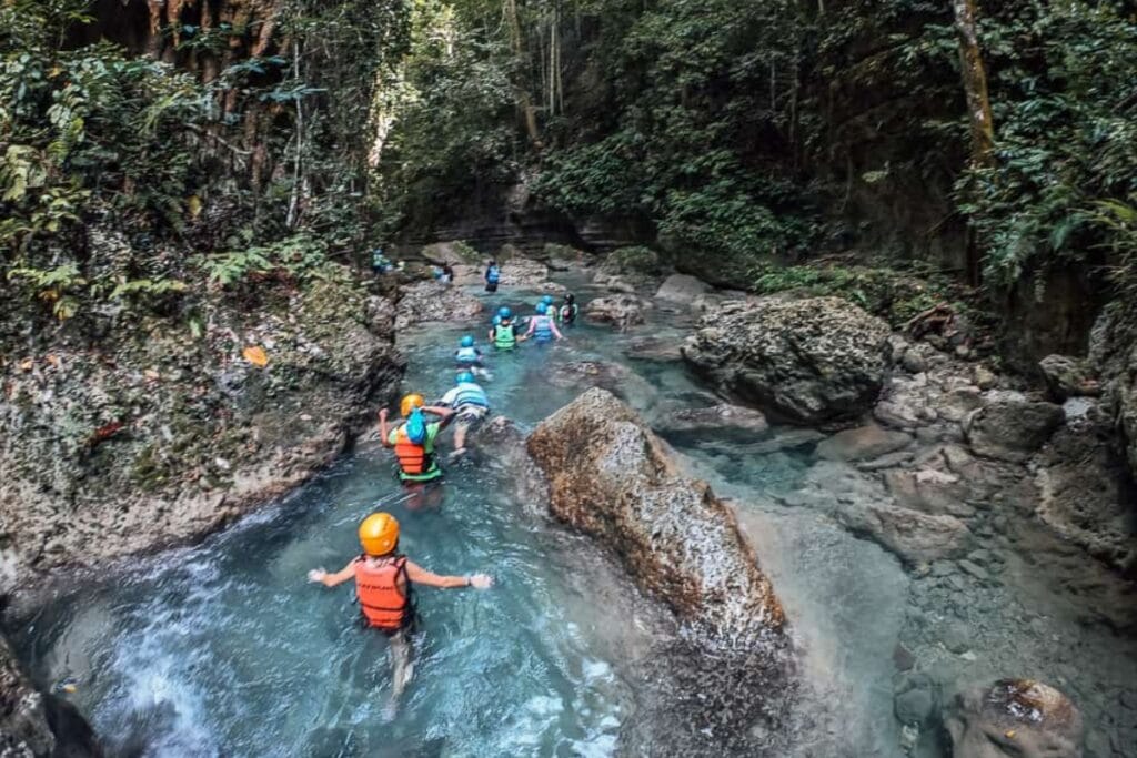 Thanh Pho Cebu Kawasan Fall2