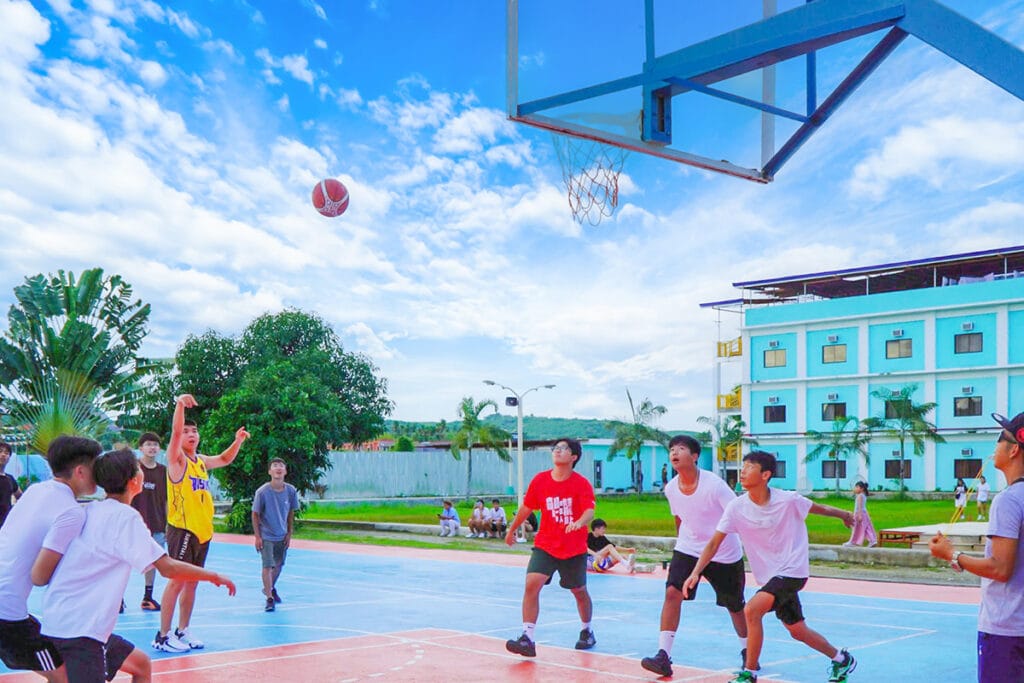 Hoạt động bóng rổ trường HLA