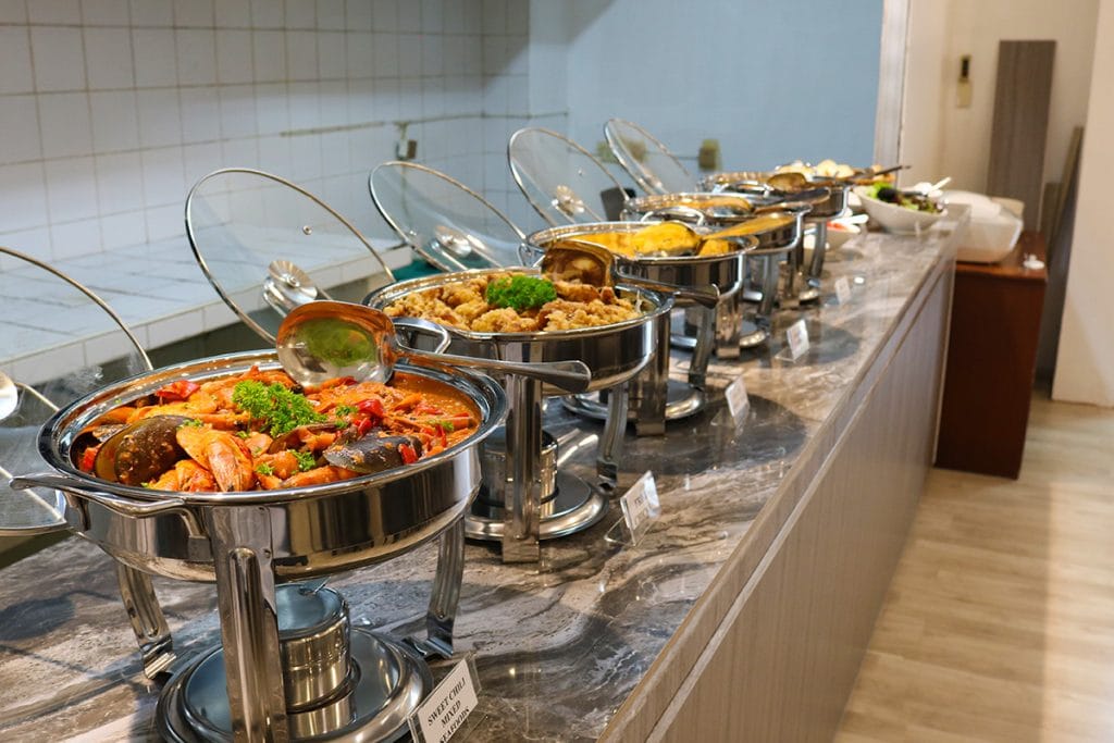 Bữa Ăn Trường Anh Ngữ Cwa