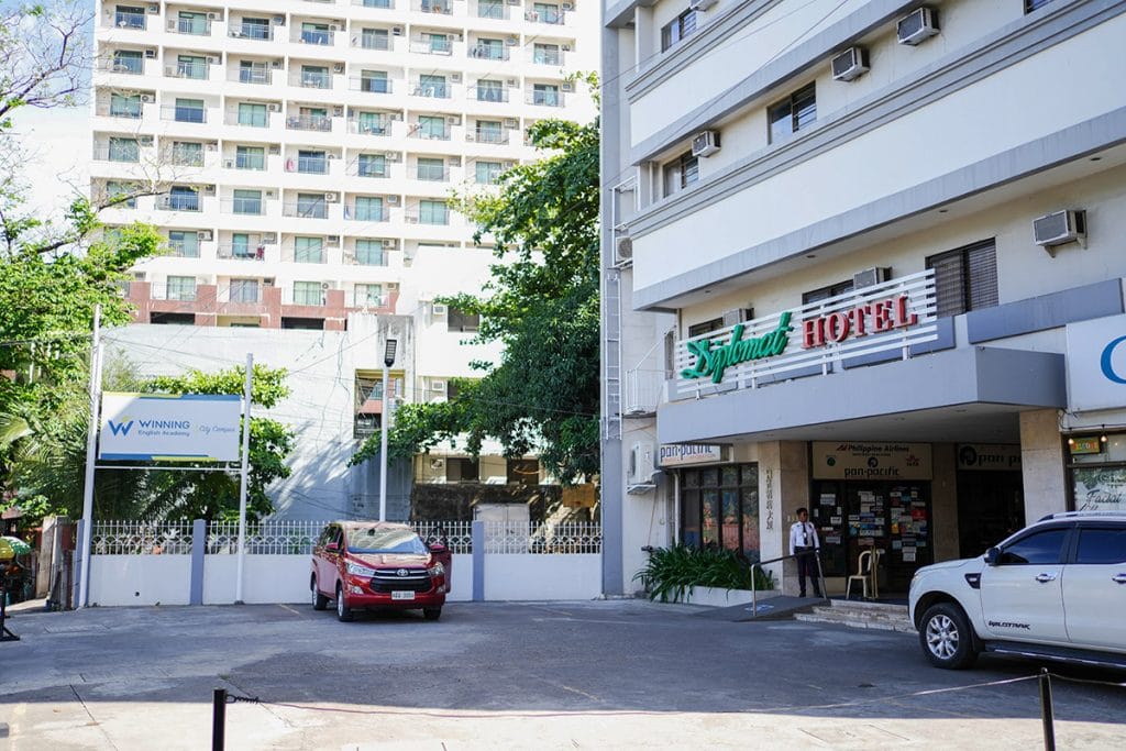 Diplomat Hotel Winning1