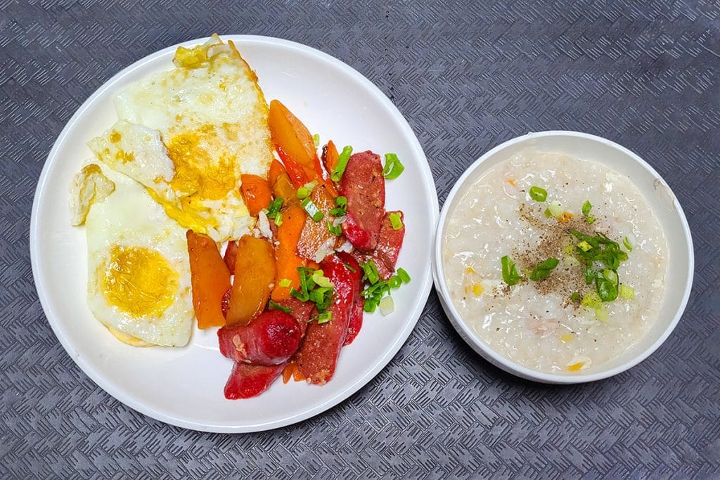 Bữa Ăn Trường Anh Ngữ Btes