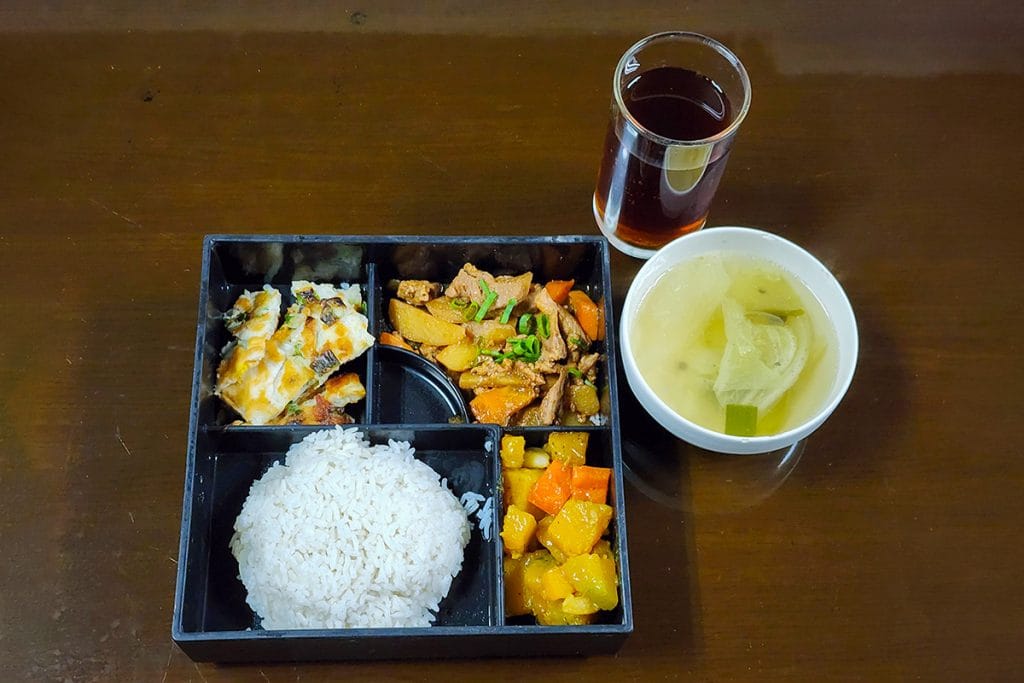 Bữa Ăn Trường Anh Ngữ Btes