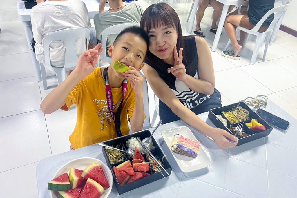 Bữa Ăn Trường Anh Ngữ Btes