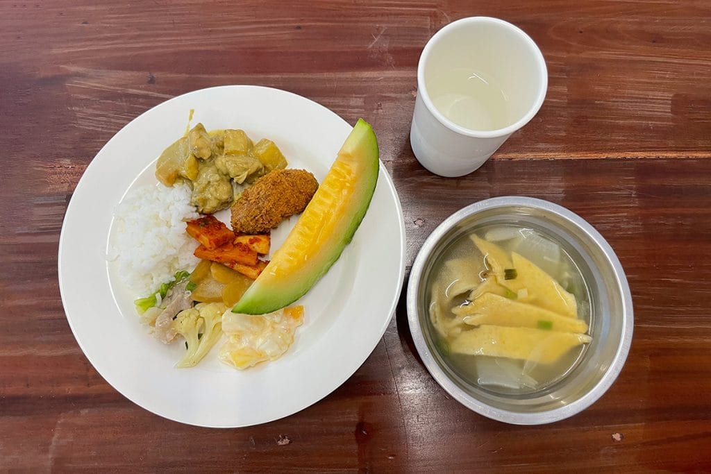 Bữa Ăn Trường Anh Ngữ E-Room