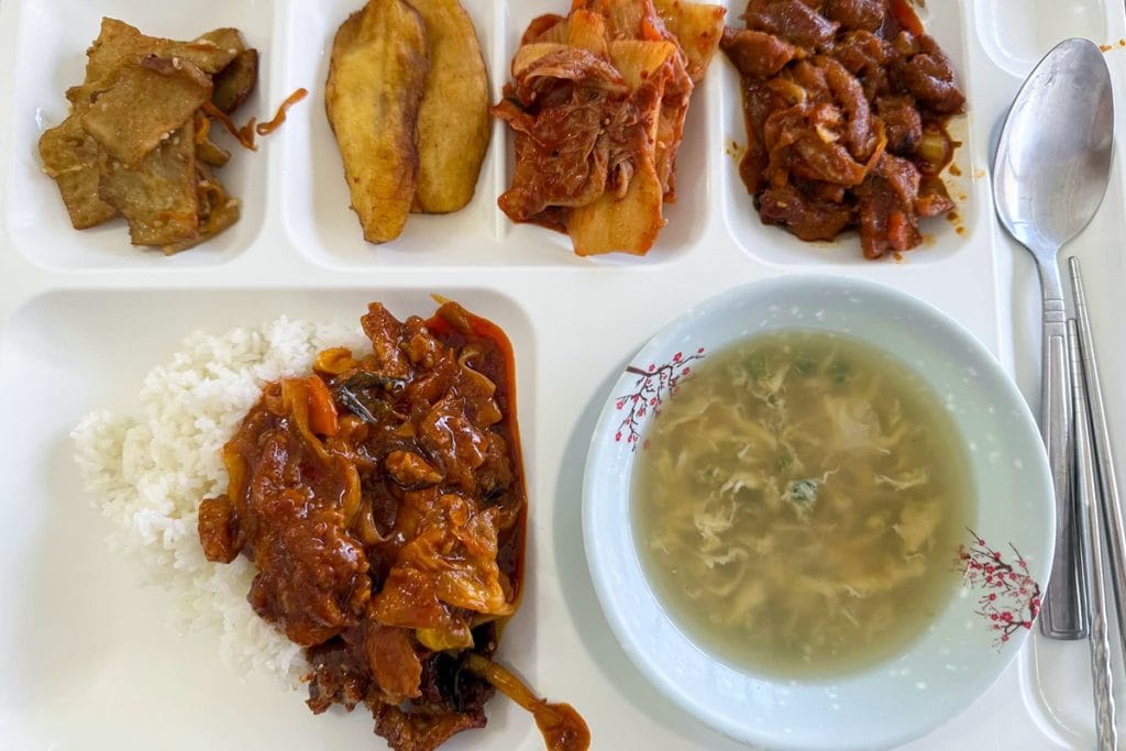 Bữa Ăn Trường Anh Ngữ We (Iloilo)