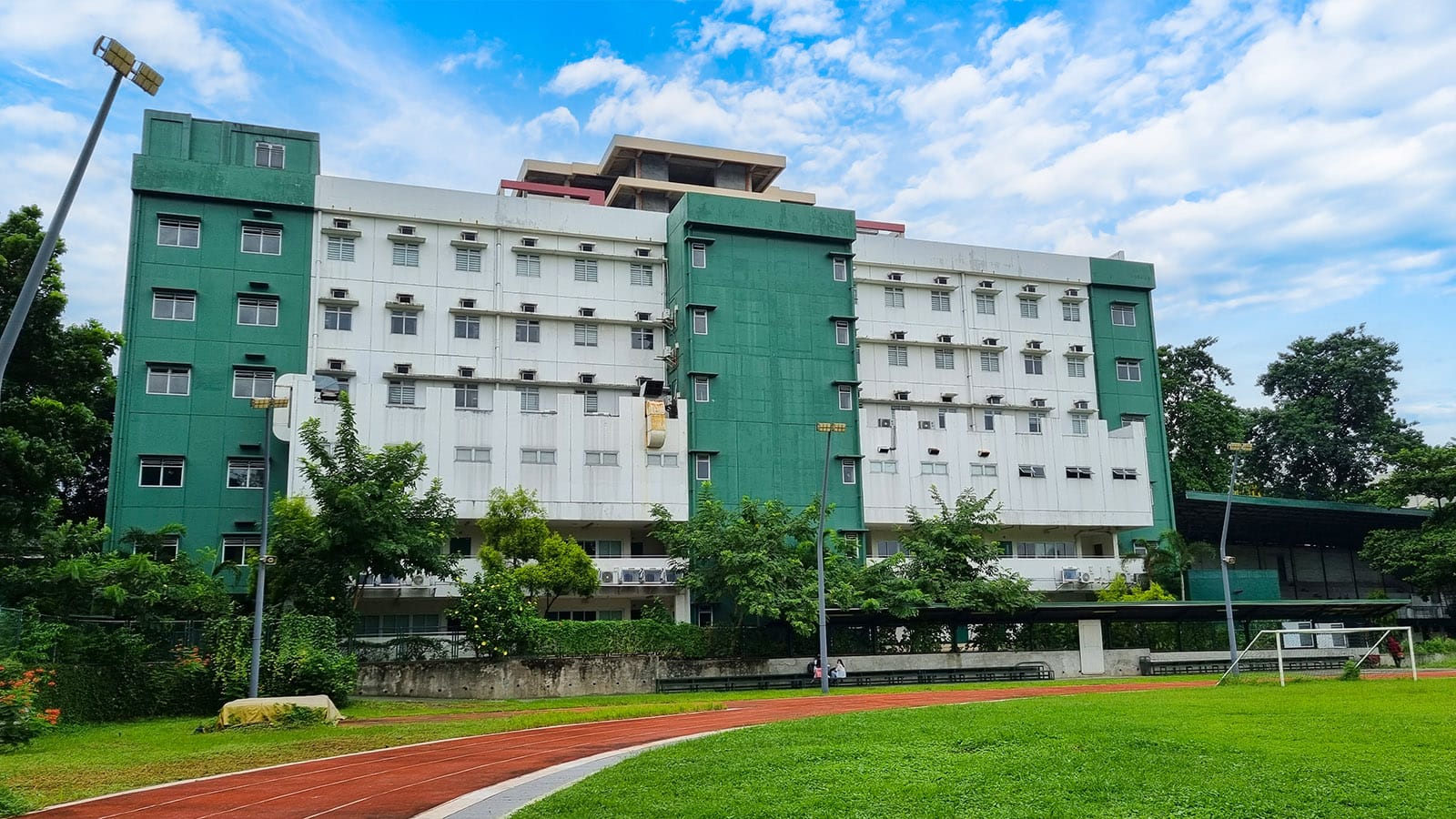 Trung tâm Anh ngữ Lasallian (LLC)