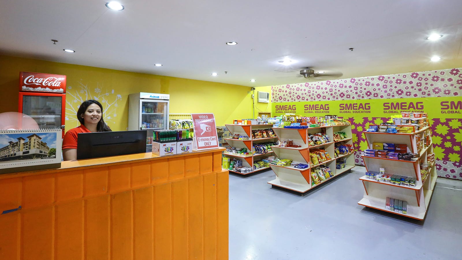 Mini store trường Anh ngữ SMEAG (Capital Campus)