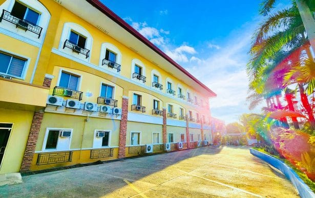 Trường Anh Ngữ Btes