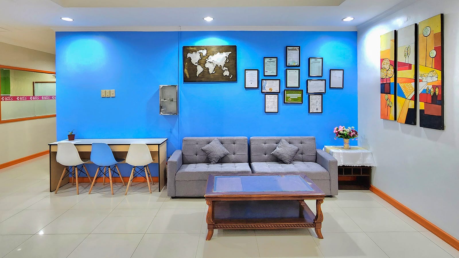 Lobby trường Anh ngữ BTES