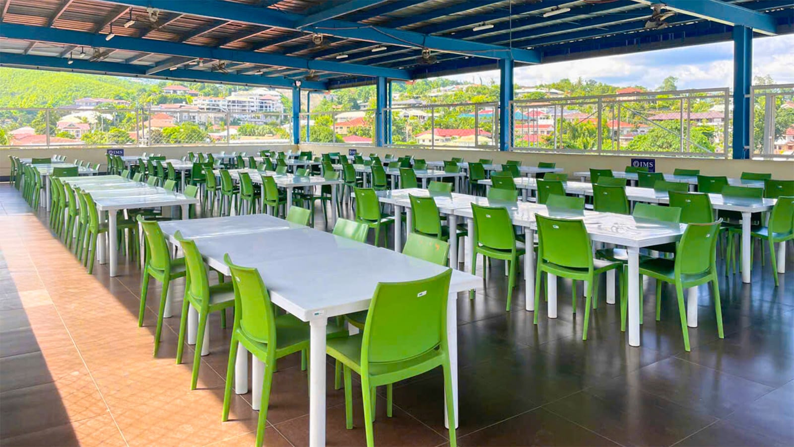 Nhà ăn trường Anh Ngữ IMS