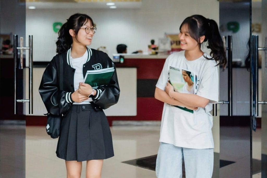 Feedback Loop Mở Rộng Ngoài Giờ Học